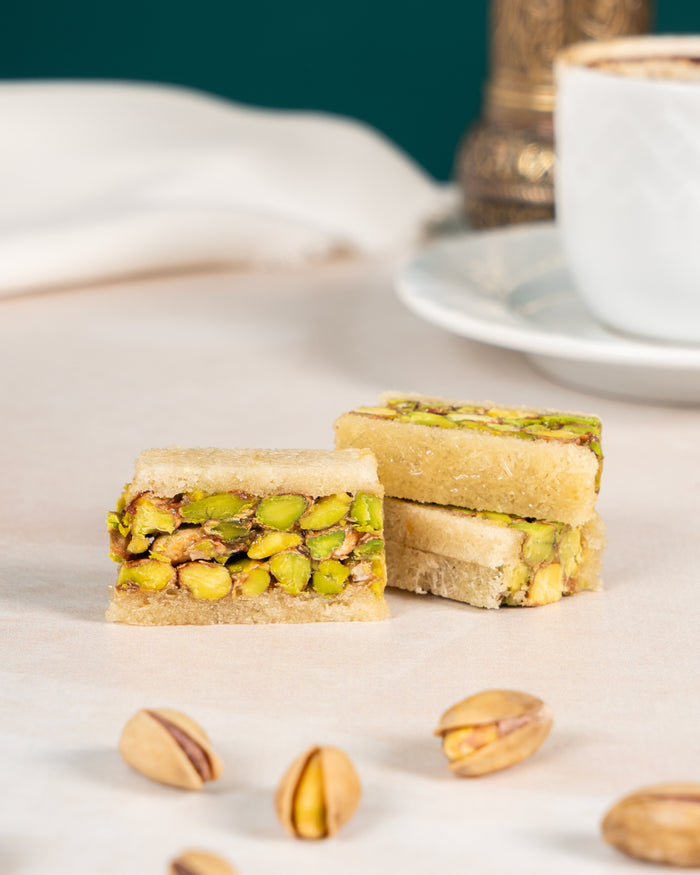 Soğuk Tepsi Kadayıflı Fıstıklı Baklava Belluriye